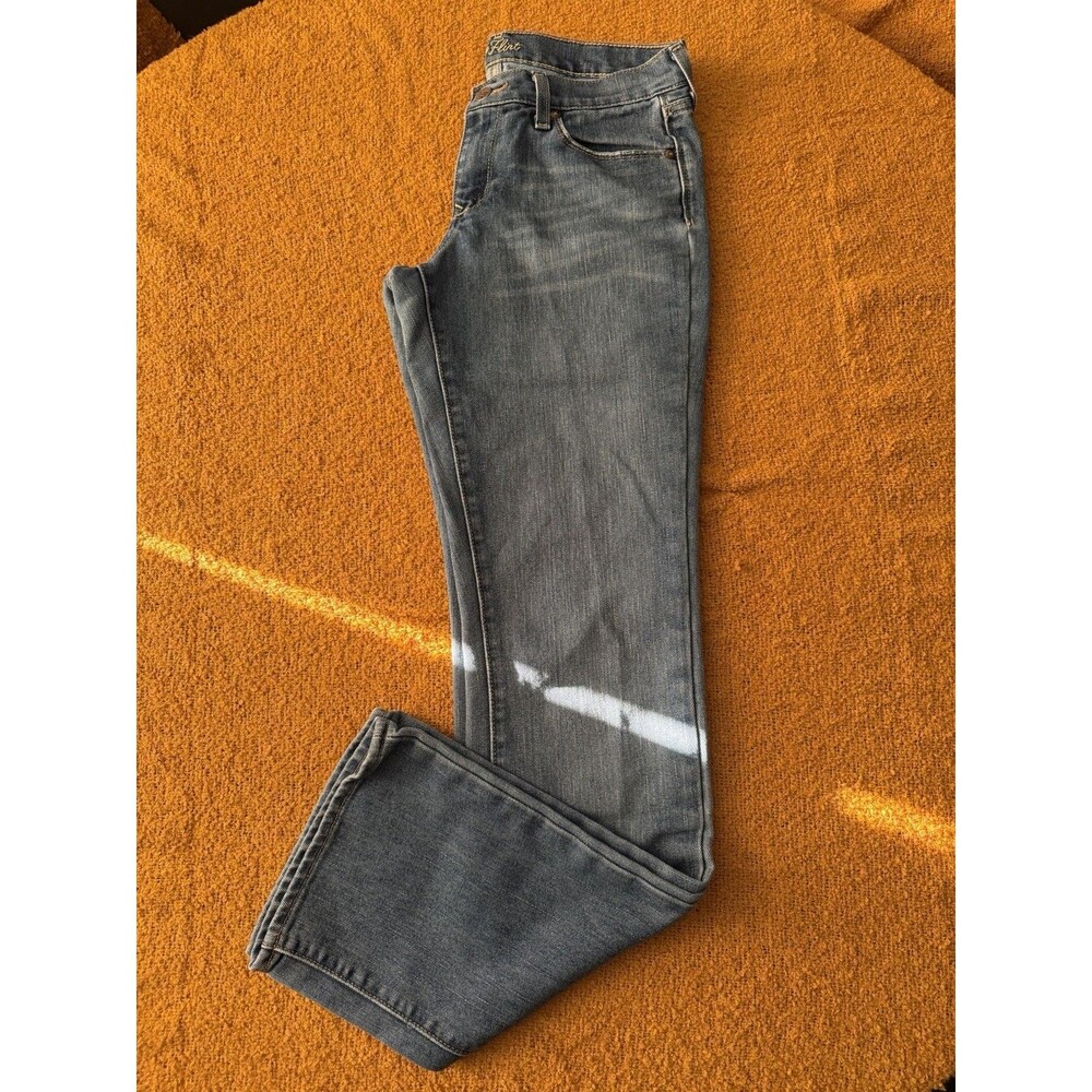 Vntg Old Navy "The Flirt" jeans Size 6 Long Light Blue Good Condition
